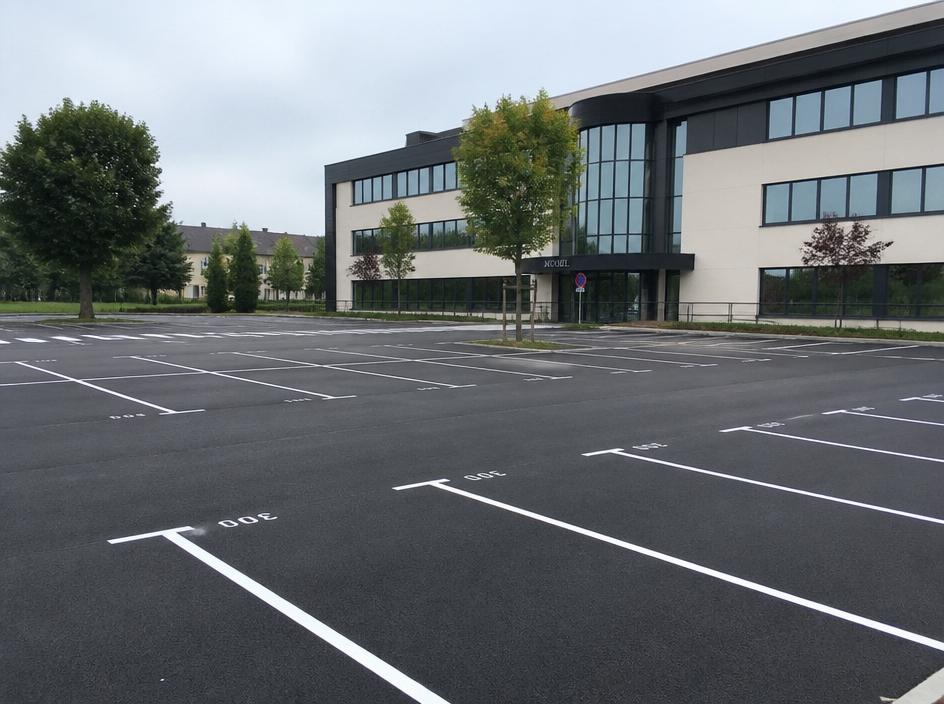 Parking résine antidérapante — Métropole de Lyon